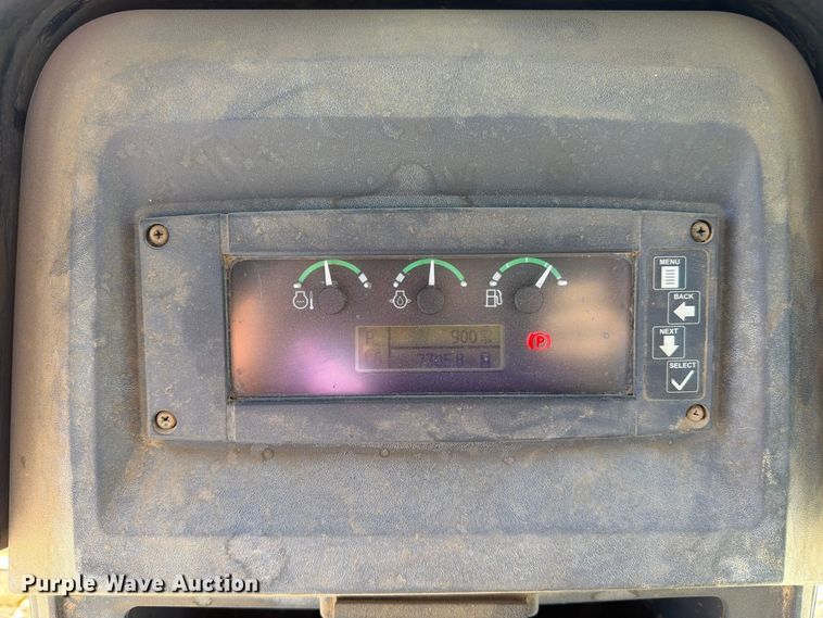 image for item FC3433 John Deere 650K dozer