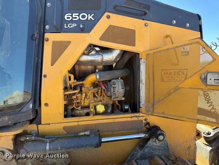 image for item FC3433 John Deere 650K dozer