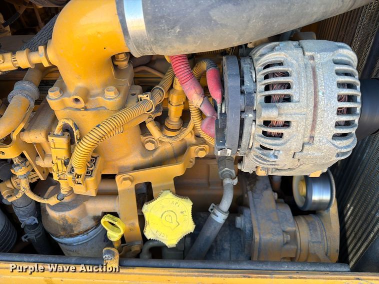 image for item FC3433 John Deere 650K dozer
