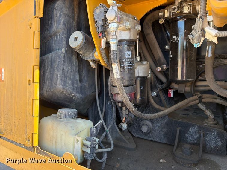 image for item FC3433 John Deere 650K dozer