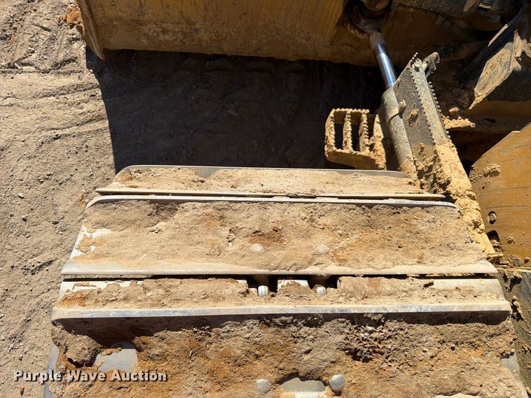 image for item FC3433 John Deere 650K dozer
