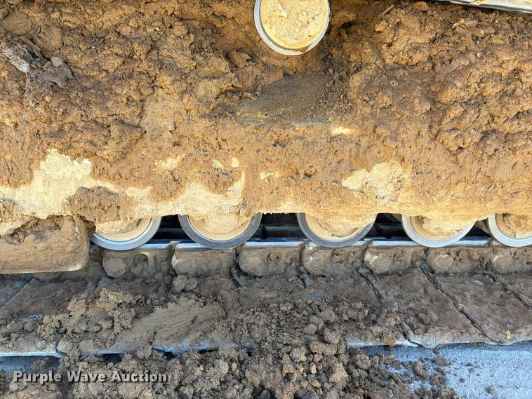 image for item FC3433 John Deere 650K dozer