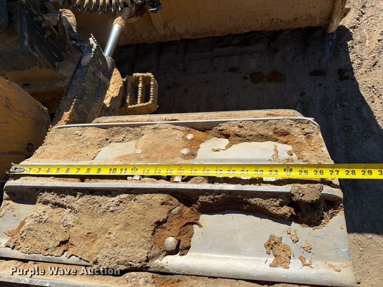 image for item FC3433 John Deere 650K dozer