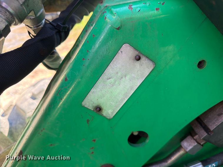 image for item FC3463 1999 John Deere 240 skid steer loader