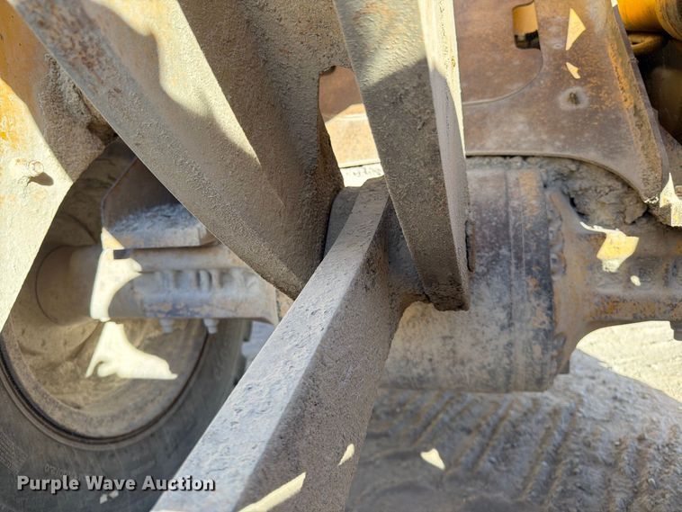 image for item FG0792 2000 John Deere 544H wheel loader