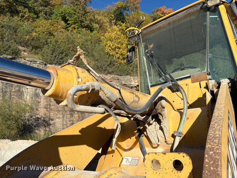 image for item FG0792 2000 John Deere 544H wheel loader