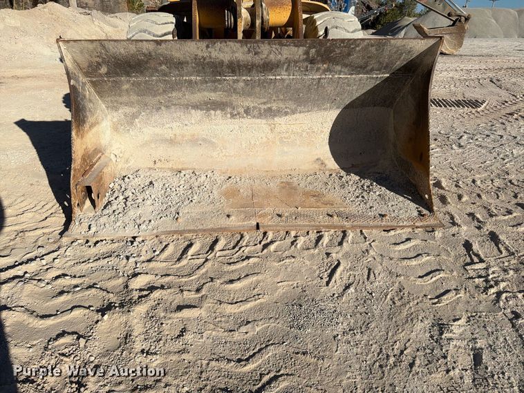 image for item FG0792 2000 John Deere 544H wheel loader