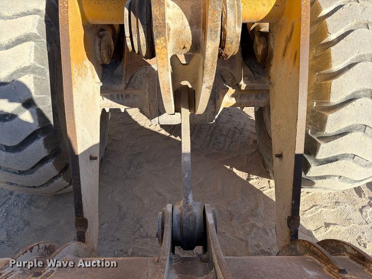 image for item FG0792 2000 John Deere 544H wheel loader