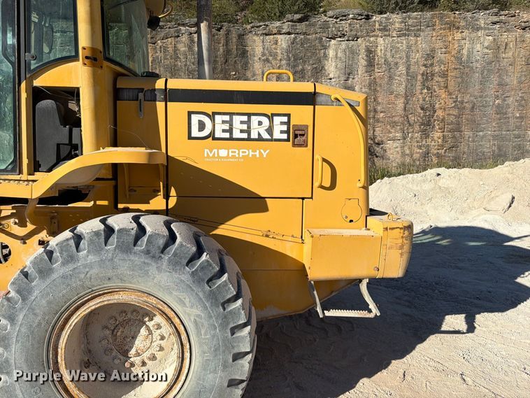 image for item FG0792 2000 John Deere 544H wheel loader