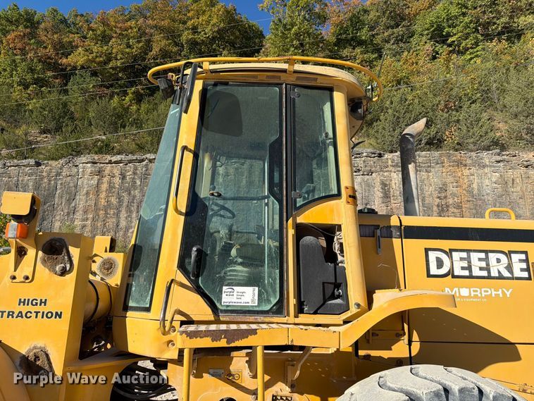 image for item FG0792 2000 John Deere 544H wheel loader