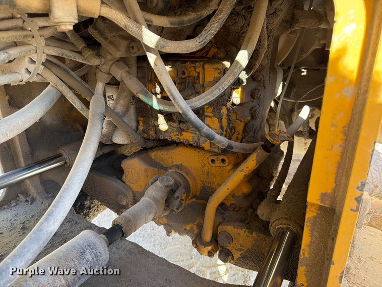 image for item FG0792 2000 John Deere 544H wheel loader