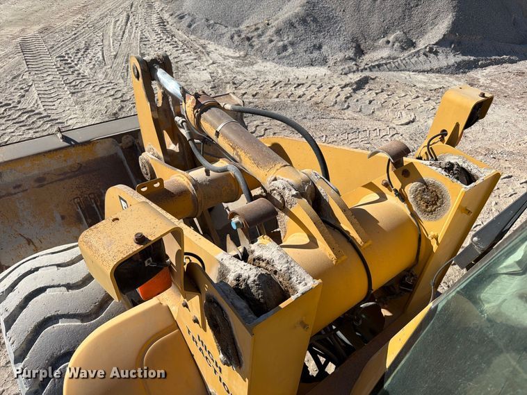 image for item FG0792 2000 John Deere 544H wheel loader
