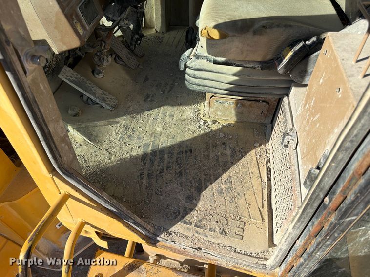 image for item FG0792 2000 John Deere 544H wheel loader