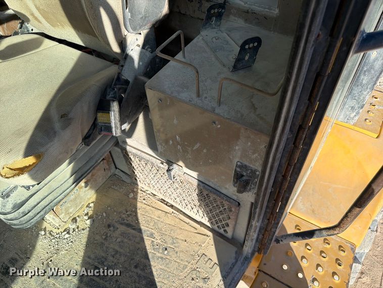 image for item FG0792 2000 John Deere 544H wheel loader