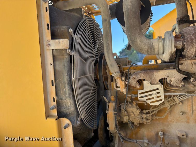 image for item FG0792 2000 John Deere 544H wheel loader
