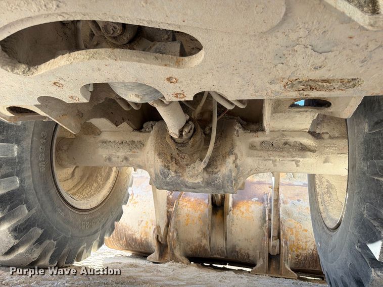 image for item FG0792 2000 John Deere 544H wheel loader