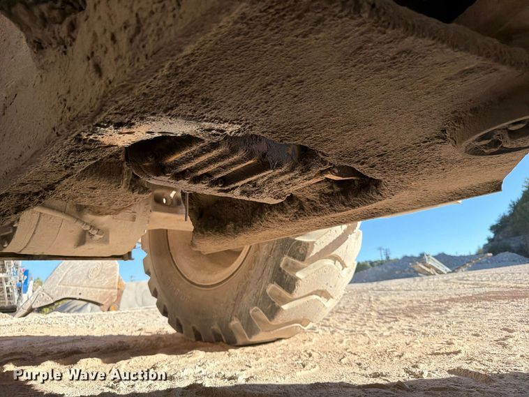 image for item FG0792 2000 John Deere 544H wheel loader