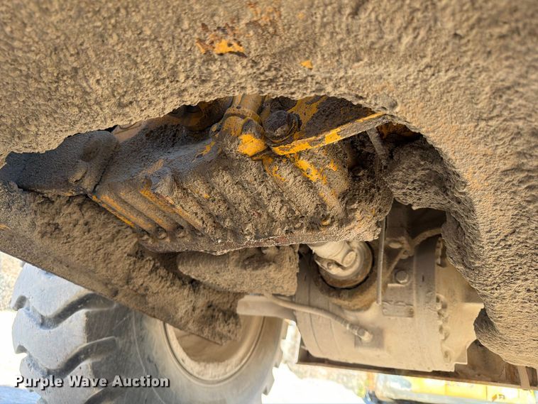 image for item FG0792 2000 John Deere 544H wheel loader