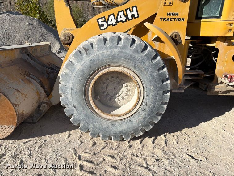 image for item FG0792 2000 John Deere 544H wheel loader