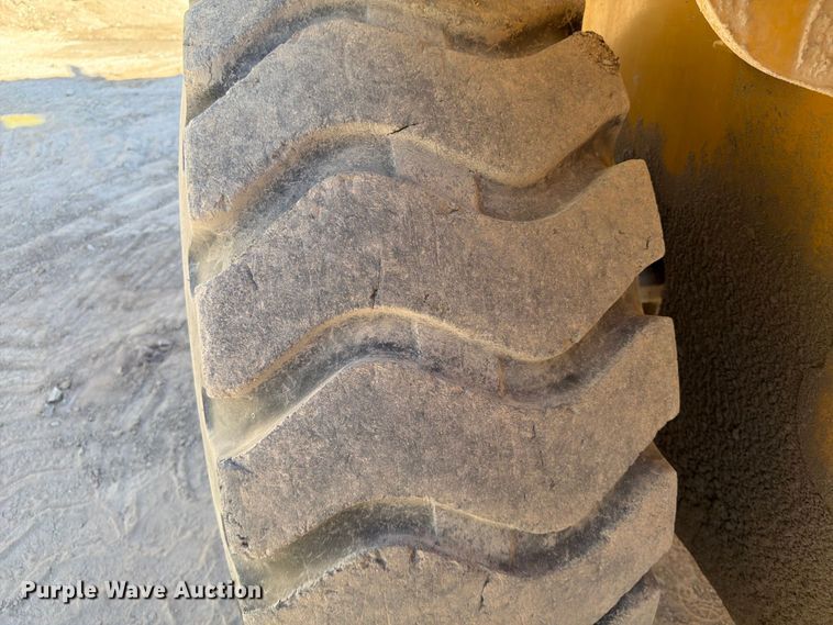 image for item FG0792 2000 John Deere 544H wheel loader