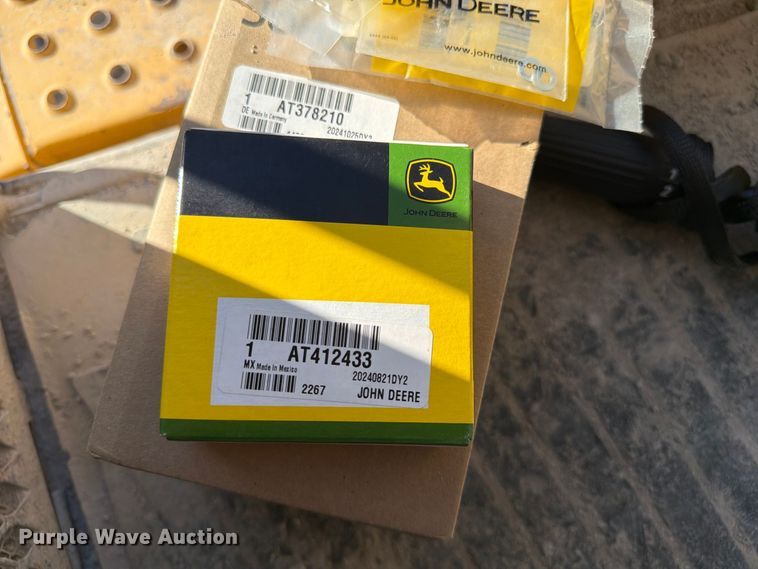 image for item FG0792 2000 John Deere 544H wheel loader