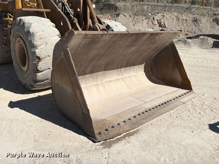 image for item FG0793 1993 Michigan L150 wheel loader