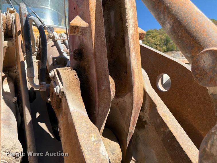 image for item FG0793 1993 Michigan L150 wheel loader