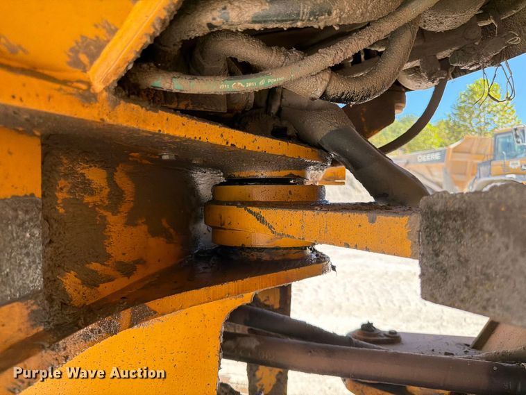 image for item FG0793 1993 Michigan L150 wheel loader