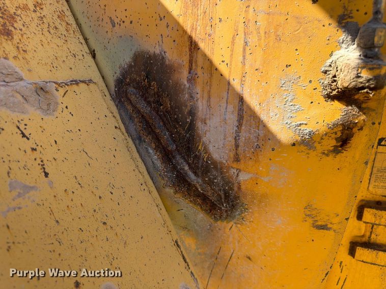 image for item FG0793 1993 Michigan L150 wheel loader