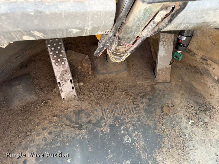 image for item FG0793 1993 Michigan L150 wheel loader