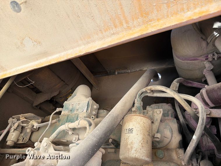 image for item FG0793 1993 Michigan L150 wheel loader