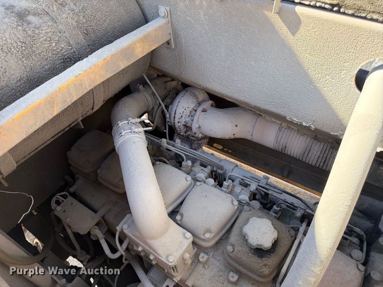 image for item FG0793 1993 Michigan L150 wheel loader