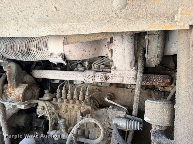 image for item FG0793 1993 Michigan L150 wheel loader