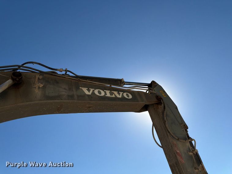 image for item FG0794 2007 Volvo EC460CL excavator