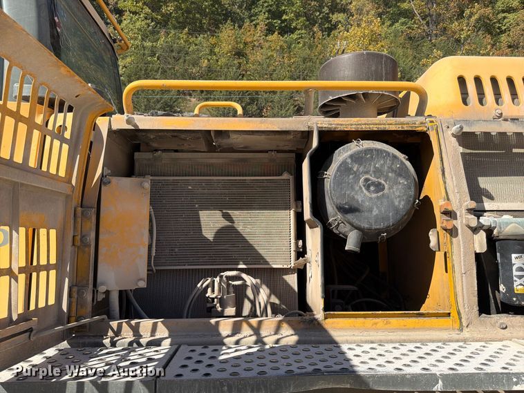 image for item FG0794 2007 Volvo EC460CL excavator