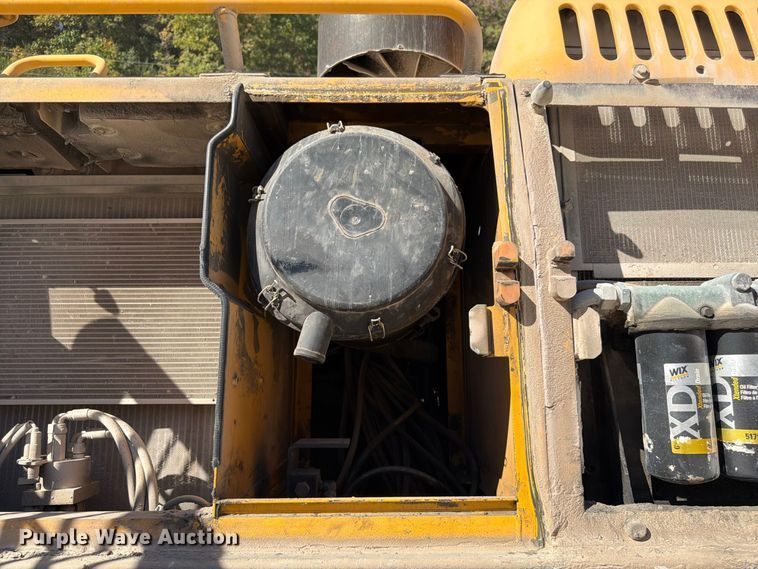 image for item FG0794 2007 Volvo EC460CL excavator