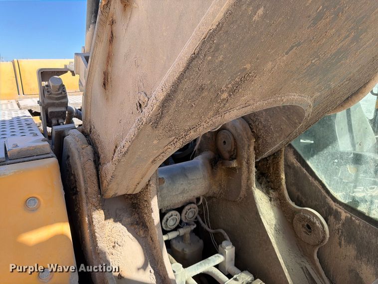 image for item FG0794 2007 Volvo EC460CL excavator