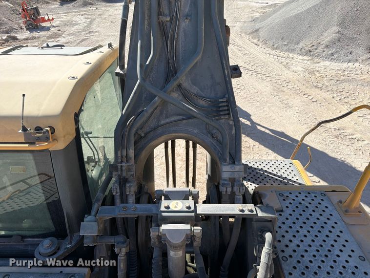 image for item FG0794 2007 Volvo EC460CL excavator