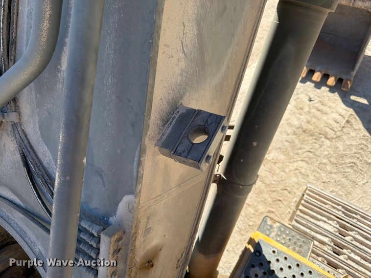 image for item FG0794 2007 Volvo EC460CL excavator