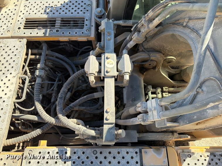 image for item FG0794 2007 Volvo EC460CL excavator