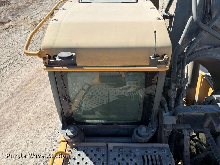 image for item FG0794 2007 Volvo EC460CL excavator