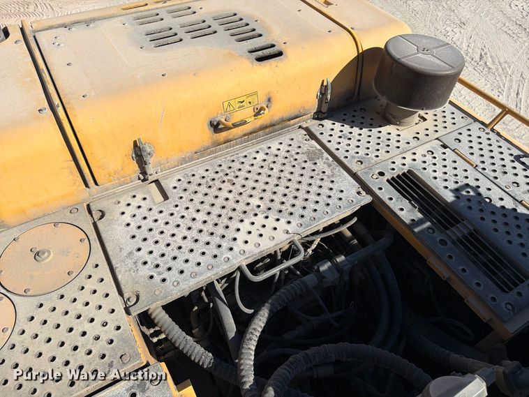image for item FG0794 2007 Volvo EC460CL excavator