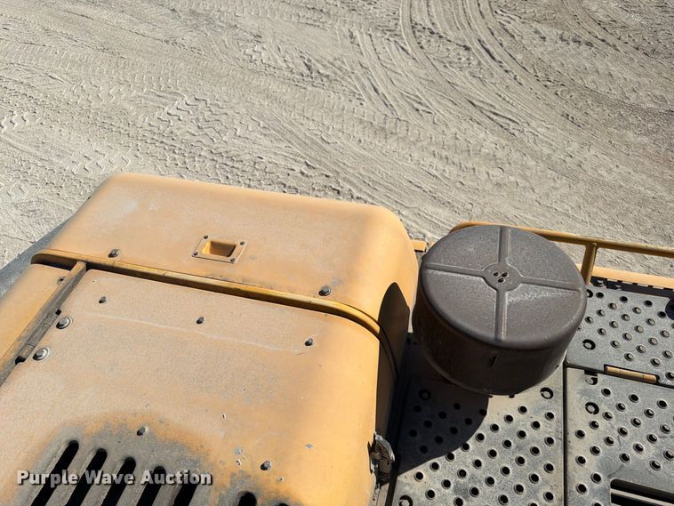 image for item FG0794 2007 Volvo EC460CL excavator
