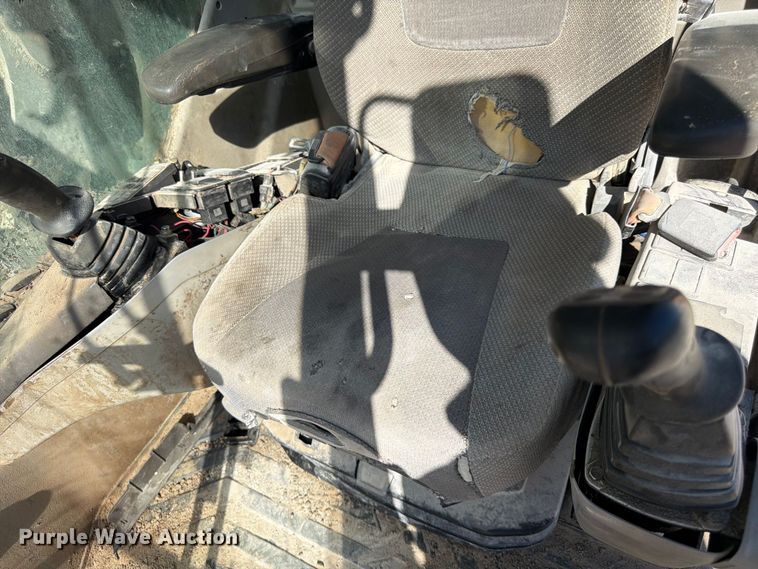 image for item FG0794 2007 Volvo EC460CL excavator