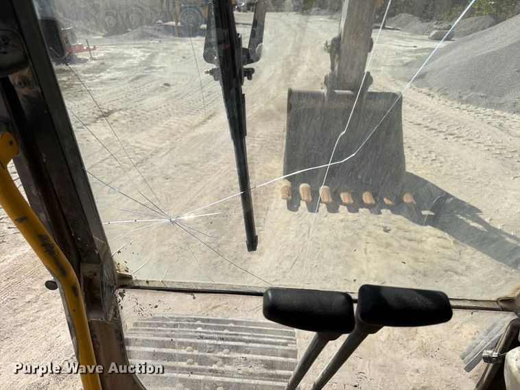 image for item FG0794 2007 Volvo EC460CL excavator