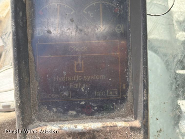 image for item FG0794 2007 Volvo EC460CL excavator