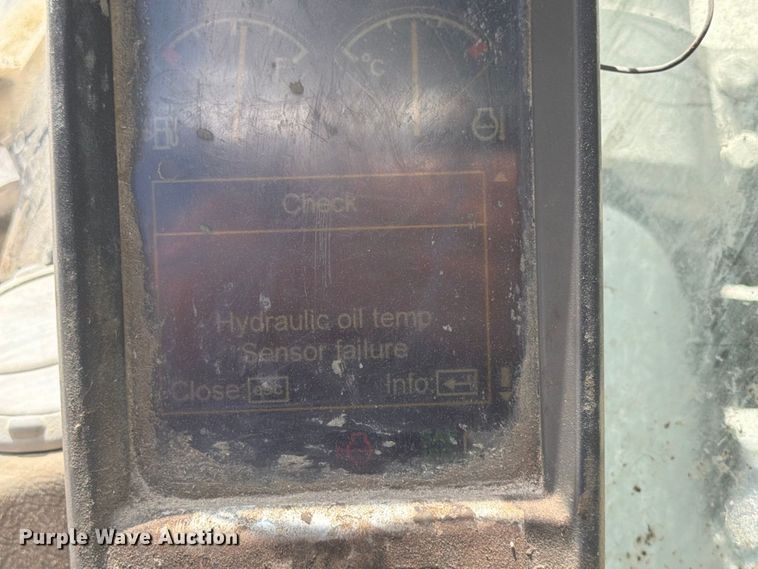 image for item FG0794 2007 Volvo EC460CL excavator