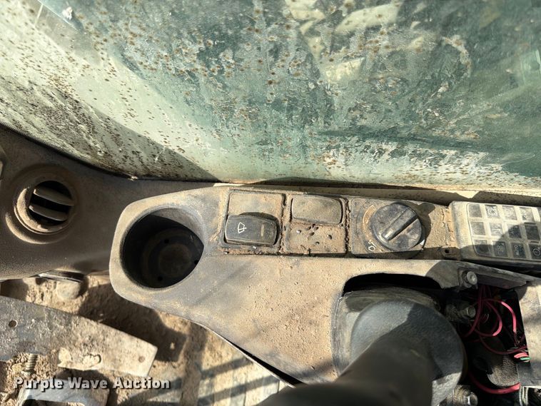image for item FG0794 2007 Volvo EC460CL excavator
