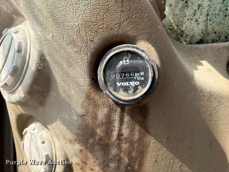 image for item FG0794 2007 Volvo EC460CL excavator