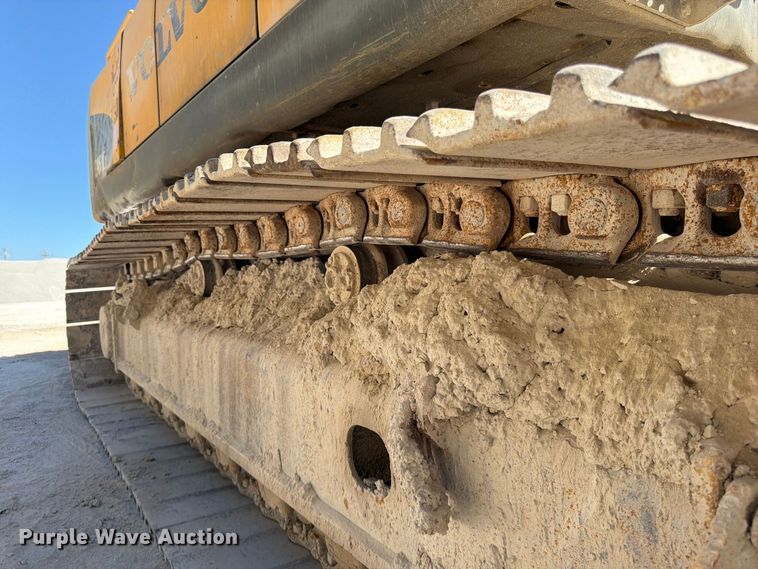 image for item FG0794 2007 Volvo EC460CL excavator